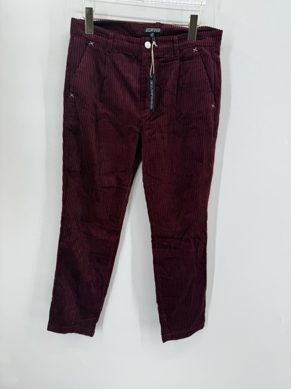Elwood maroon corduroy pants‎ size 30 NWT